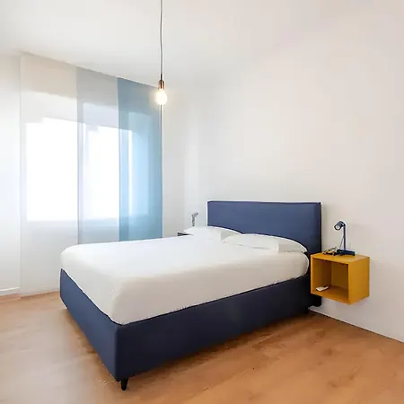 Apartament Visit - Solution *