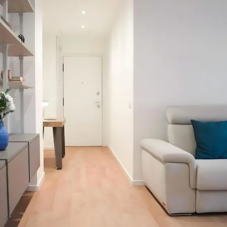 Visit - Solution Apartament Mediolan