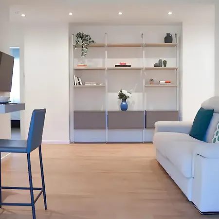 Apartment Visit - Solution Milan